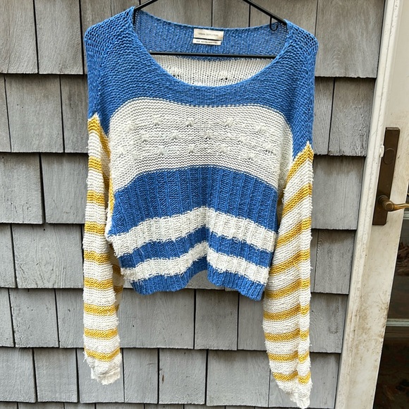 Urban Outfitters Sweater - Picture 1 of 2